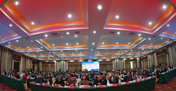 f44d305ea06b19a767390b.jpg