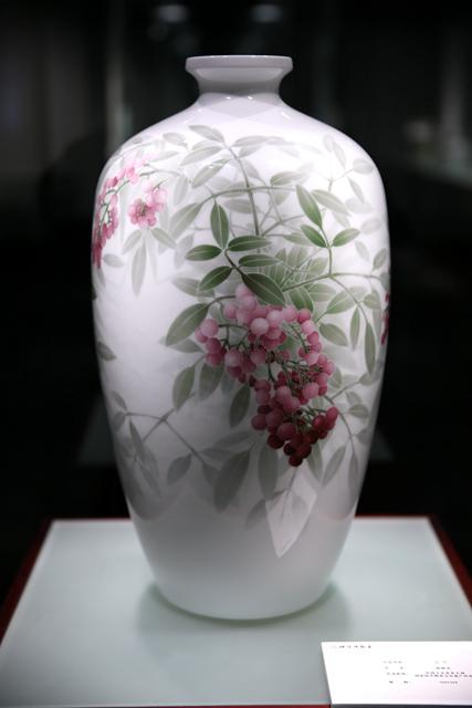 陈扬龙作品《天竹瓶》.jpg