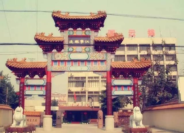 南京云锦研究所老照片.jpg