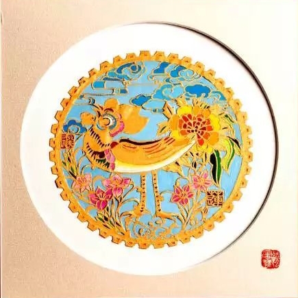 铜凿剪纸《生肖鸡》.jpg