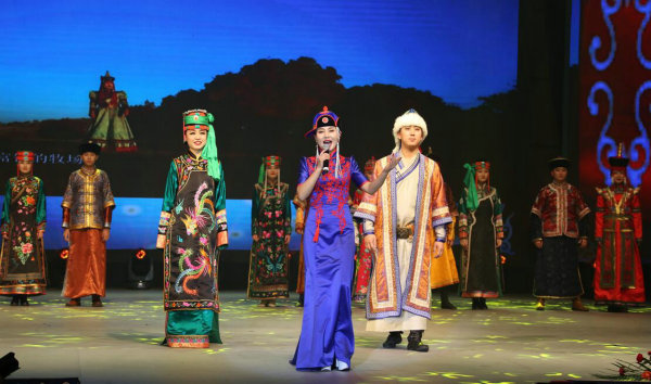 文艺演出01.jpg