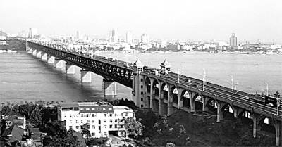 武汉长江大桥.jpg
