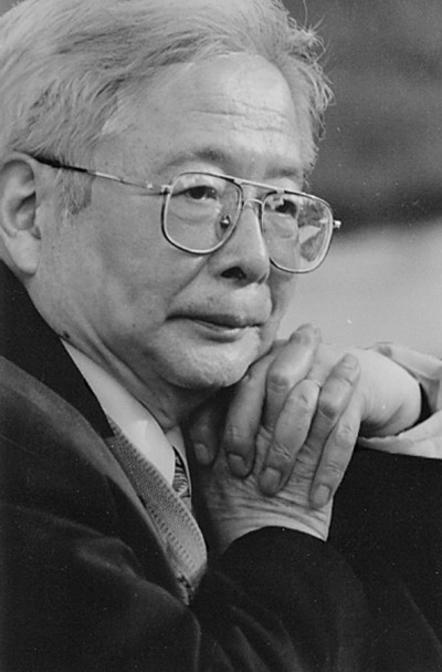 方汉奇01_副本.jpg