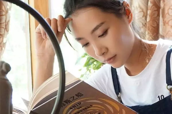 清华女主播_看图王.jpg