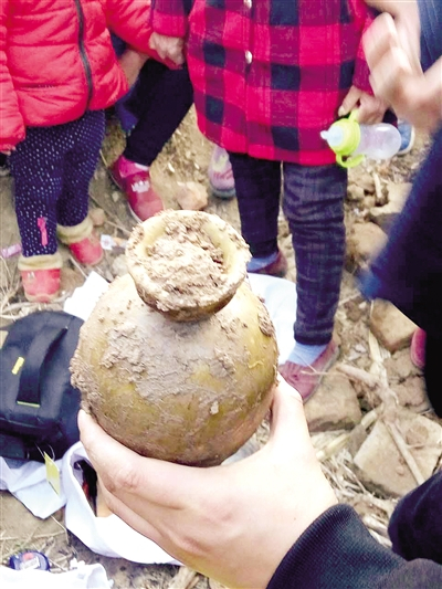 出土文物2_副本.jpg