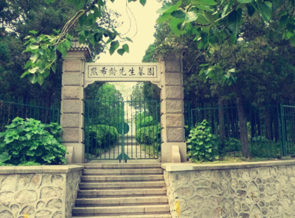 001tJqQgty6FS0SadNk36&690_副本.jpg