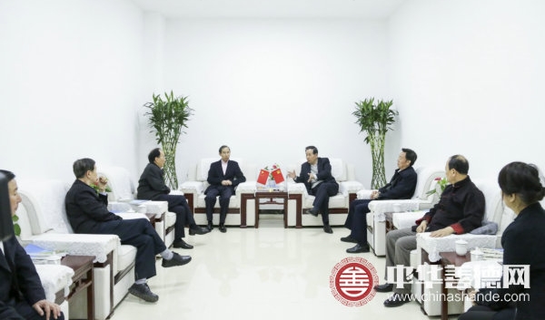02龙宇翔、陶方桂等领导商议中华善德网发展_看图王.jpg