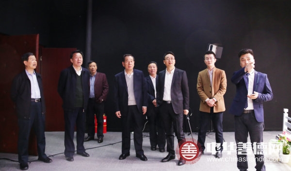 04中国国际文化传播中心领导参观中华善德网演播厅_看图王.jpg