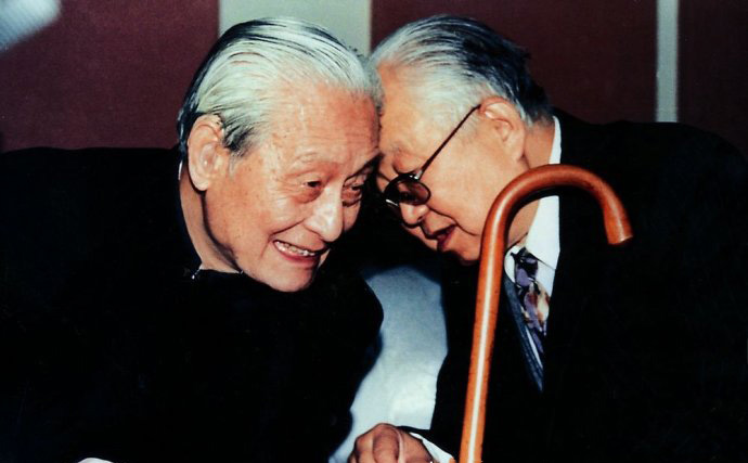 启功 赵朴初.jpg
