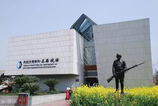 记者看到，建川博物馆每一座建筑的风格都与展览内容深度契合，.jpg