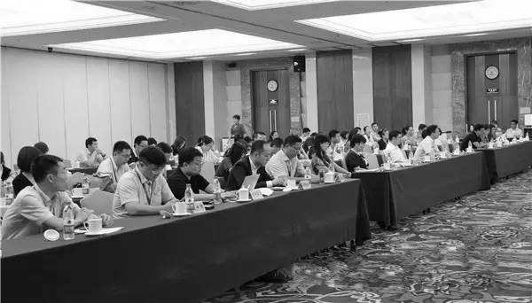 b138b06649fe4698b5a1b4c04249ea5c_th_副本.jpg