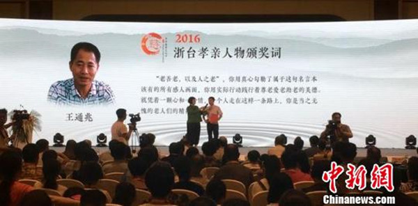 xiaoci_副本.jpg