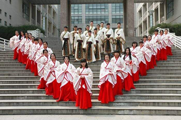 古风服饰拍摄毕业照.jpg