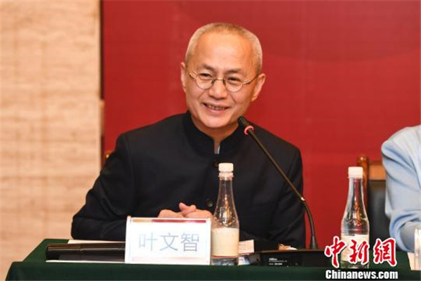 huang2_副本.jpg
