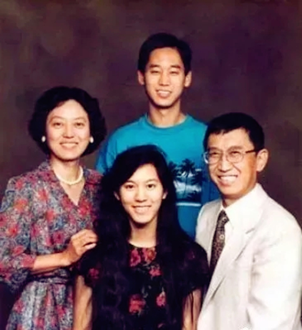 29-600.jpg