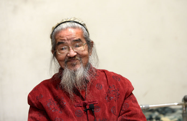 方敬01.jpg