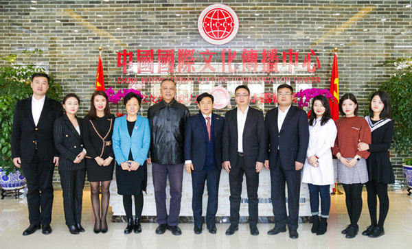 合影.jpg