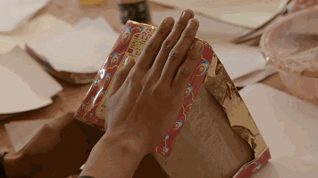 006yYH8mly1fclumkumqxg309w05k4qp.gif