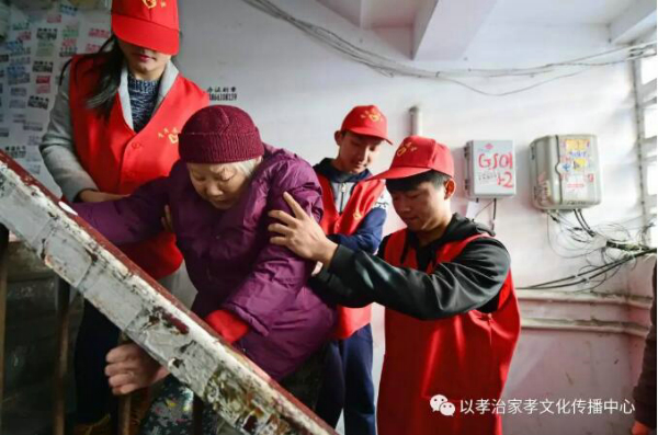 01女儿在外地.jpg