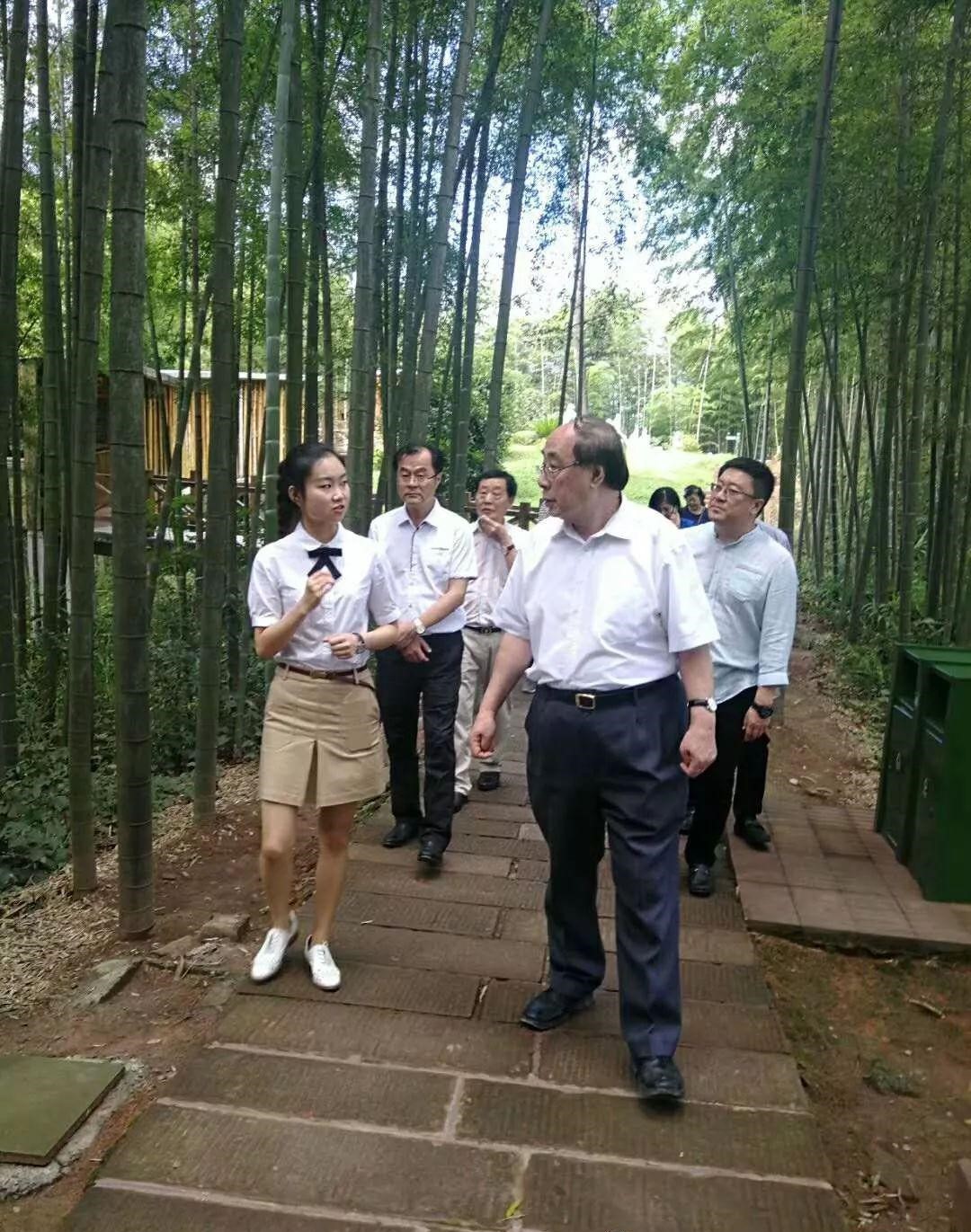 座谈会10.jpg