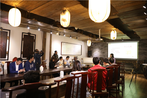 微信图片_20180928201325_副本.jpg