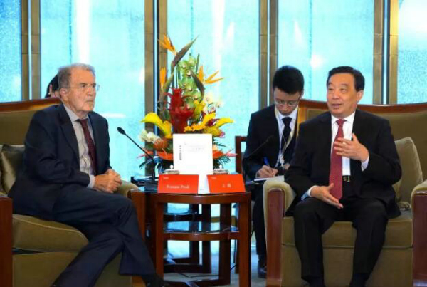 王晨与普罗迪进行会谈.jpg