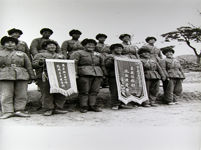 胜利后的表彰 杨育才.png
