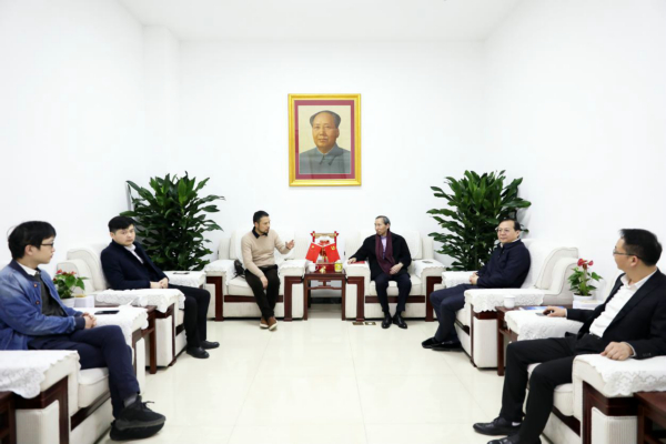 座谈现场01.jpg