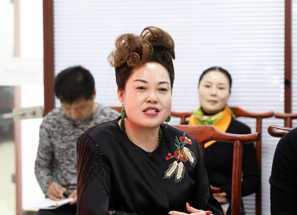 朱春兰.jpg