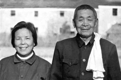 下载 (1).jpg