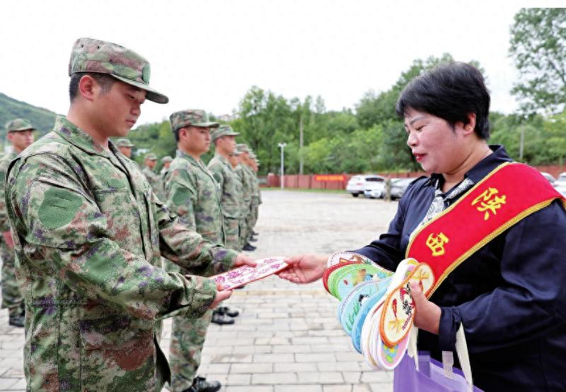 微信图片_20251128171414_502_96.png 微信图片_20251128171414_502_96.png