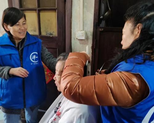 王玮平：为残疾人托起“稳稳的幸福”