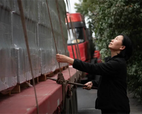 谢琳：单人单车横穿中国，“独行女侠”太酷了！
