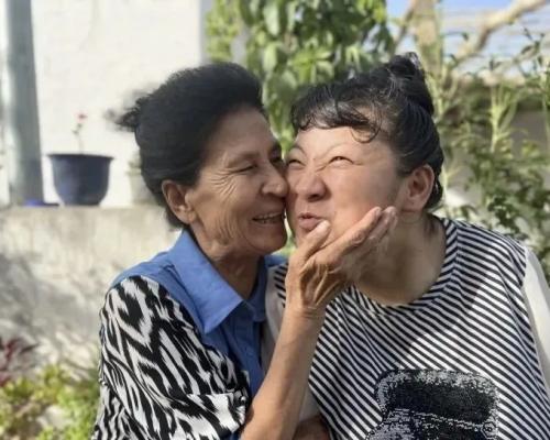 芒孜兰姆·阿皮孜：她用35年，把弃婴养成“月亮姑娘”